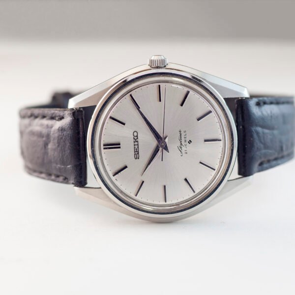 Seiko Skyliner 6100-8000 from 1971, serviced with 1-year warranty - LingNoi Design