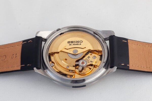 Seiko Seikomatic 6206-8040 from October 1966, serviced with 1-year warranty - LingNoi Design