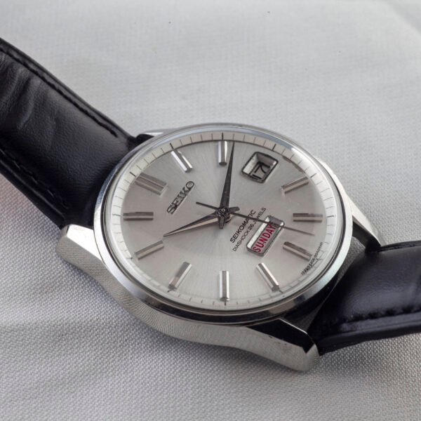 Seiko Seikomatic 6206-8040 from October 1966, serviced with 1-year warranty - LingNoi Design